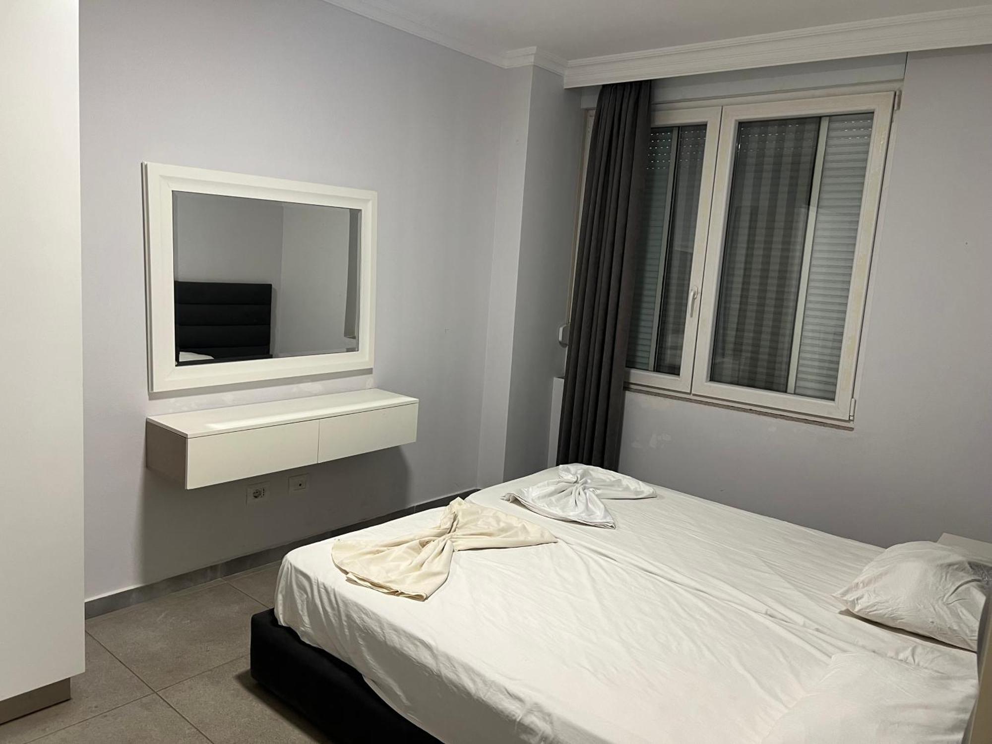 Shengjin Apartaments Экстерьер фото