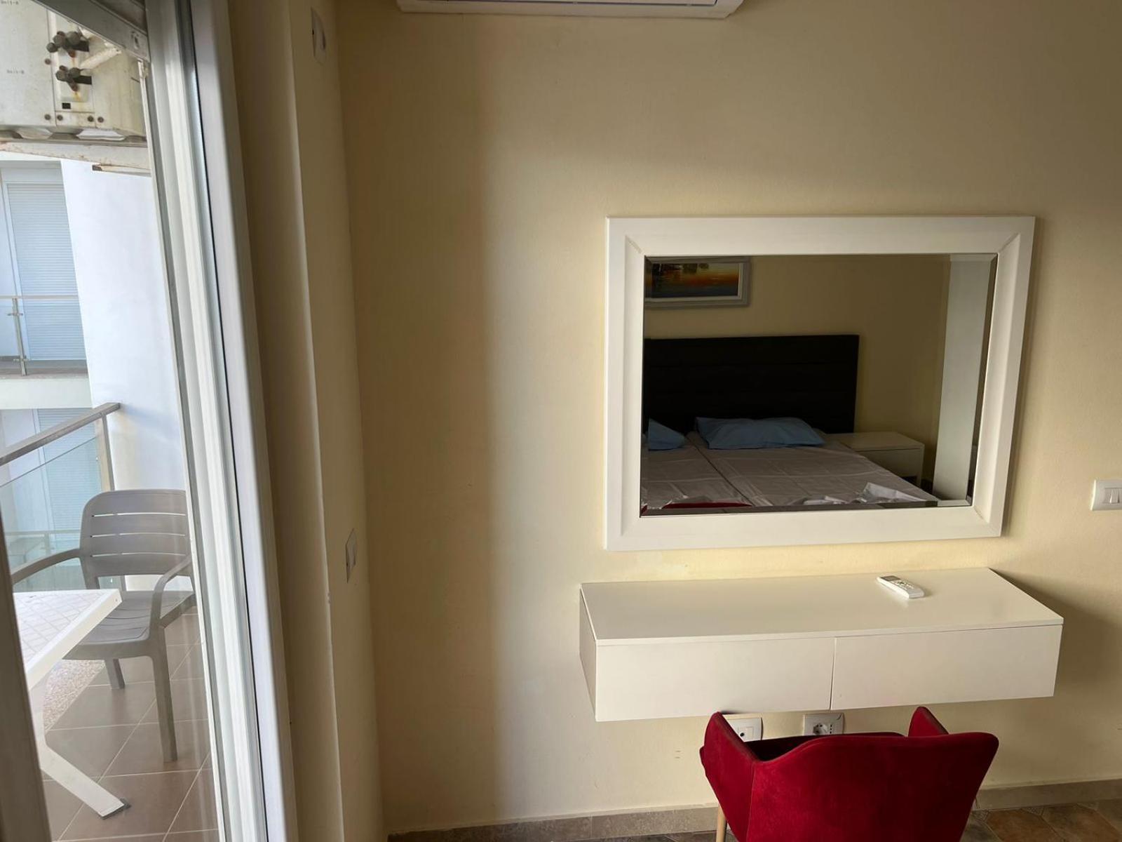 Shengjin Apartaments Экстерьер фото