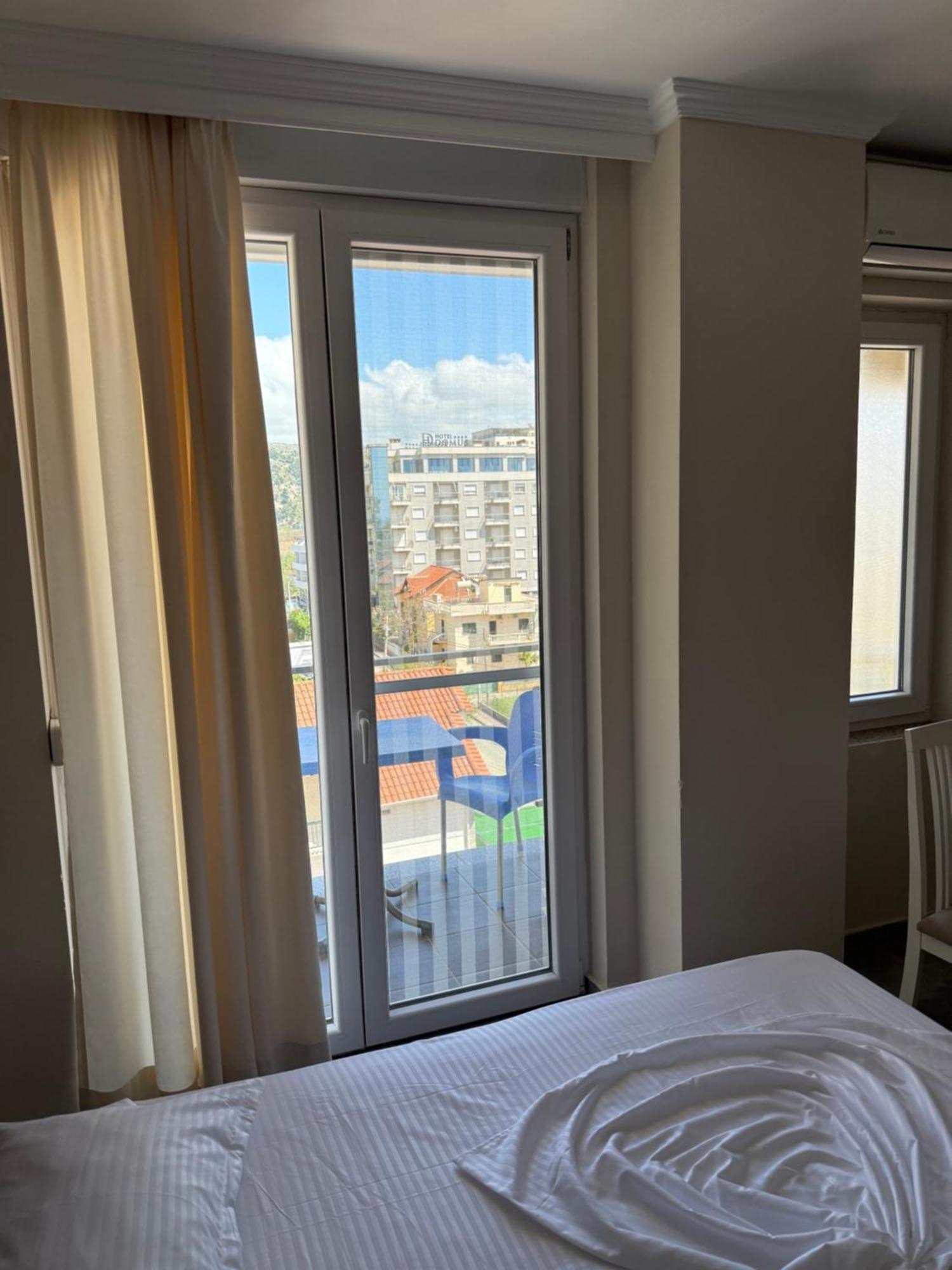 Shengjin Apartaments Экстерьер фото